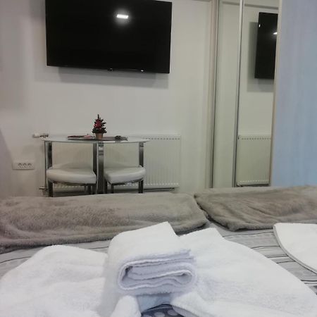 Apartman Centar 1 อูชิเซ ภายนอก รูปภาพ