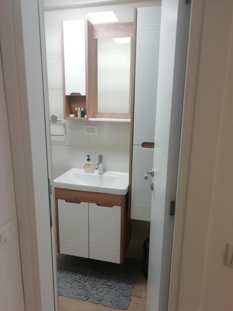 Apartman Centar 1 อูชิเซ ภายนอก รูปภาพ