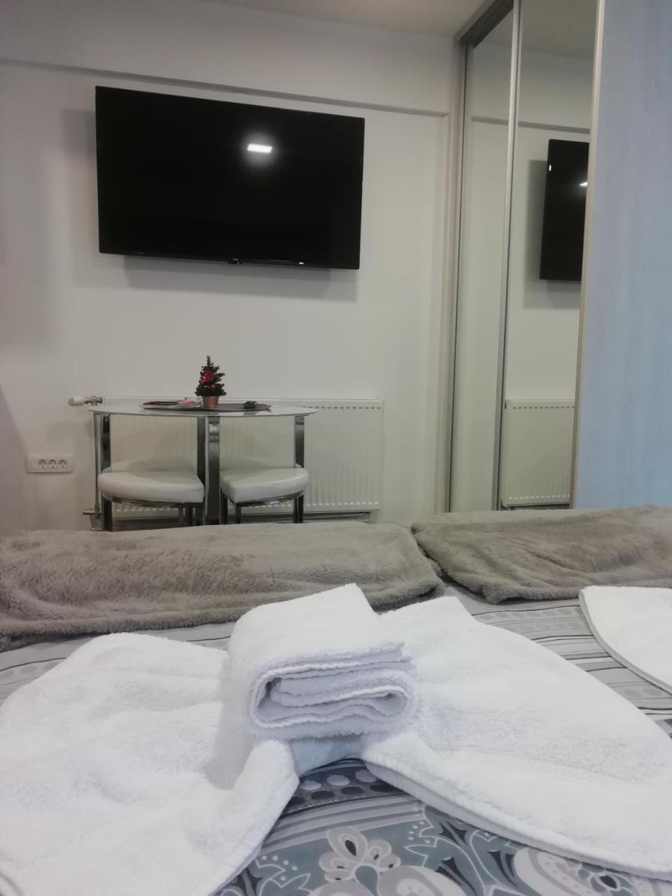 Apartman Centar 1 อูชิเซ ภายนอก รูปภาพ