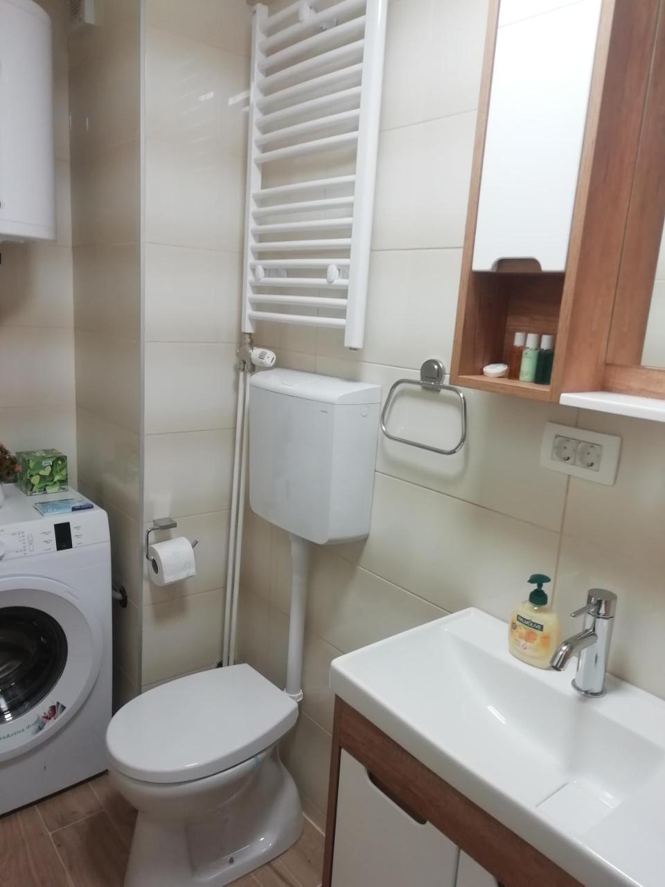 Apartman Centar 1 อูชิเซ ภายนอก รูปภาพ