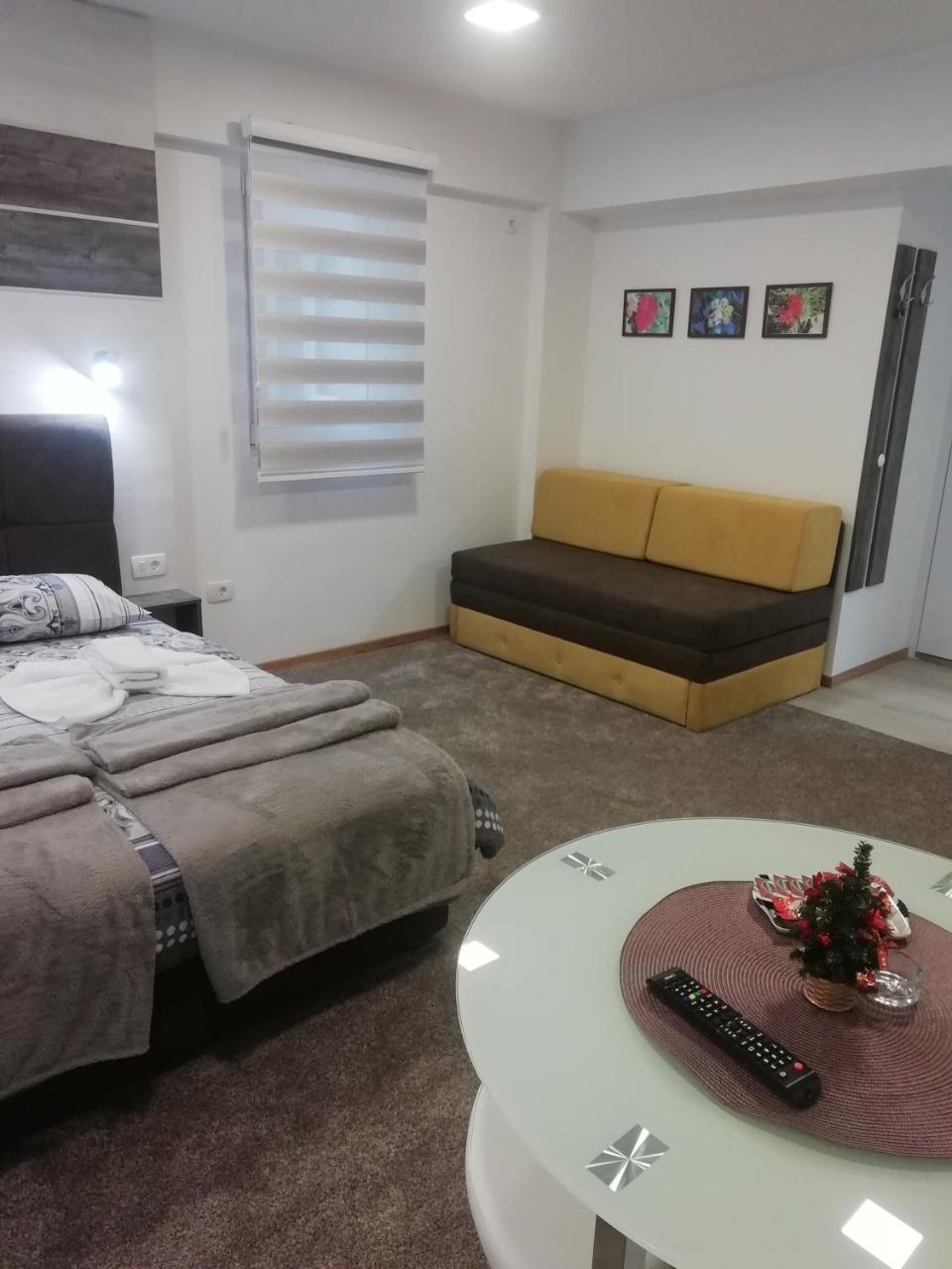 Apartman Centar 1 อูชิเซ ภายนอก รูปภาพ
