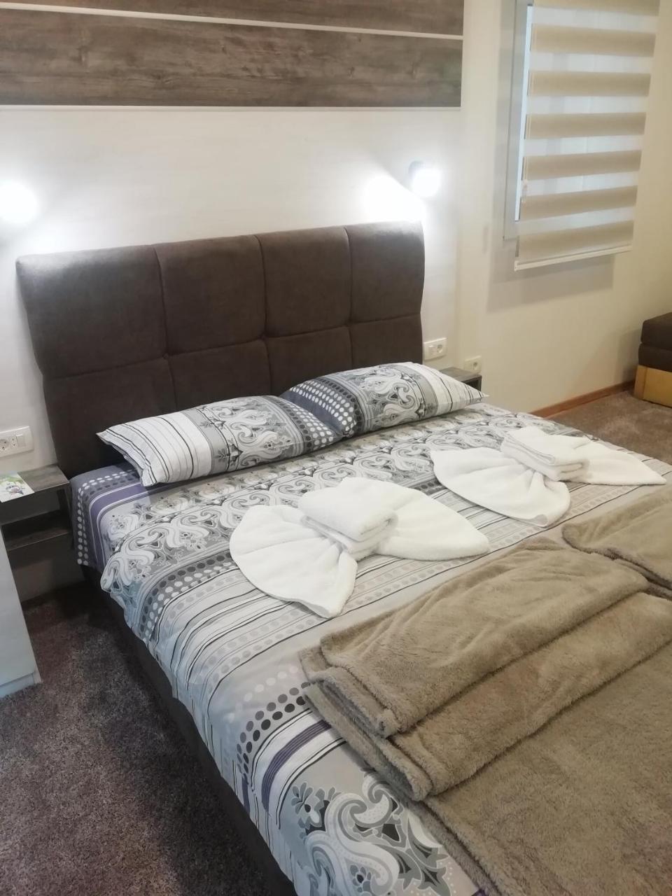 Apartman Centar 1 อูชิเซ ภายนอก รูปภาพ